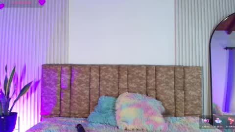 tiffany_johnson111 online show from December 21, 2025, 7:21 pm