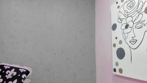 tiffany_mendez online show from November 4, 2025, 12:04 pm