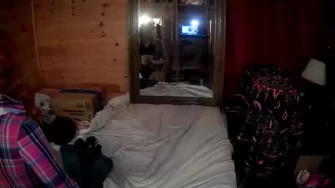 tiffanycase384727 online show from April 30, 2026, 2:40 am