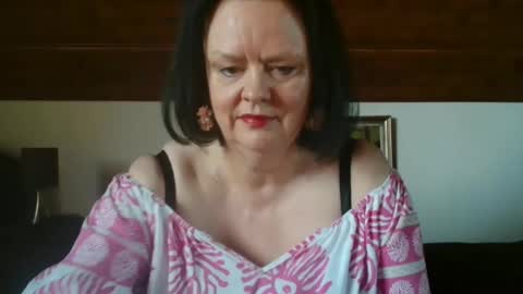 TiffanyMature online show from October 25, 2025, 7:27 am