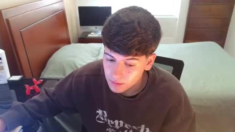 Snapshot of tightncuteass chatting on September 19, 2025, 9:04 pm Camilo online show from September 19, 2025, 9:04 pm