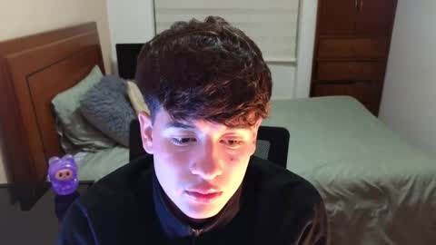 Snapshot of tightncuteass chatting on October 10, 2025, 12:20 am Camilo online show from October 10, 2025, 12:20 am