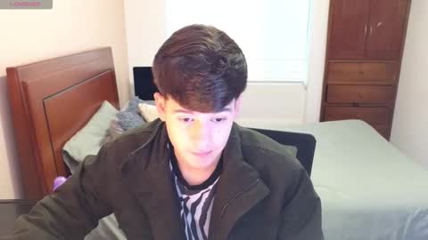 Snapshot of tightncuteass chatting on October 16, 2025, 10:22 pm Camilo online show from October 16, 2025, 10:22 pm