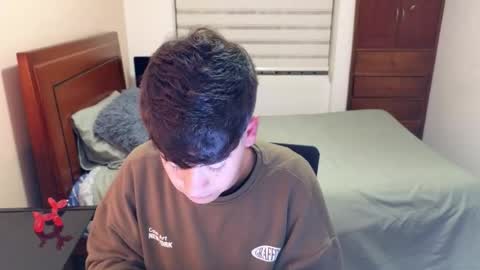 Snapshot of tightncuteass chatting on October 28, 2025, 2:04 am Camilo online show from October 28, 2025, 2:04 am