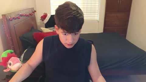 Snapshot of tightncuteass chatting on November 9, 2025, 9:13 pm Camilo online show from November 9, 2025, 9:13 pm