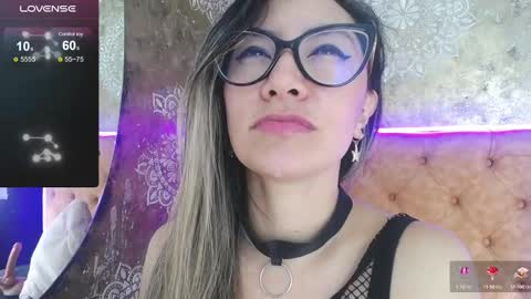 TILA TEQUILA online show from March 10, 2025, 4:03 pm