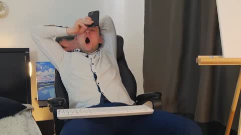 ask me online show from January 12, 2025, 11:39 am