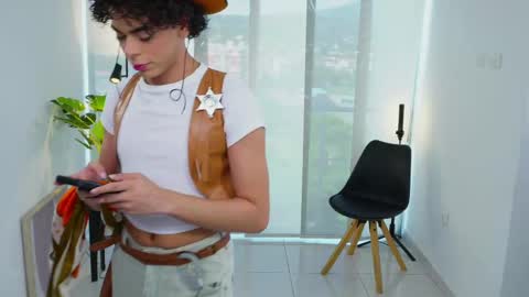 timmyshy online show from October 31, 2025, 7:48 pm