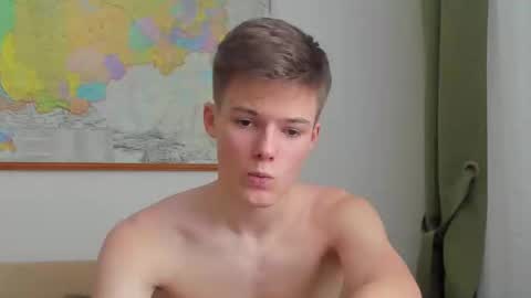 Snapshot of timytwinkboy chatting on February 13, 2025, 11:17 am Tim online show from February 13, 2025, 11:17 am