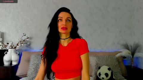 Snapshot of tina_mart chatting on February 2, 2026, 7:51 am Tina online show from February 2, 2026, 7:51 am