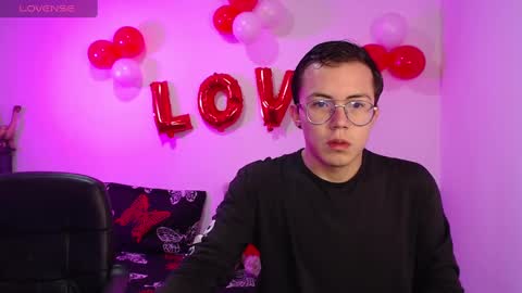 Tina N Charlie online show from February 13, 2025, 12:00 pm