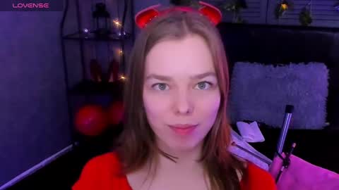 Snapshot of tina_tayllor chatting on March 9, 2025, 7:15 pm Tina Tayllor MY SHEDULEMondayTuesdaySaturdaySunday online show from March 9, 2025, 7:15 pm
