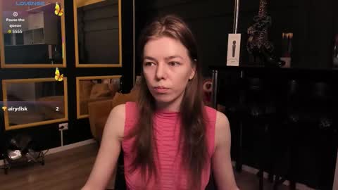 tina_tayllor__ online show from January 14, 2026, 1:39 pm