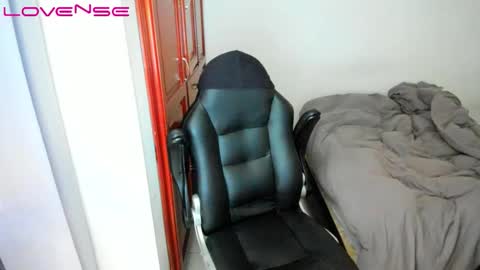 Snapshot of tinaconti chatting on February 26, 2026, 6:18 pm Tina online show from February 26, 2026, 6:18 pm