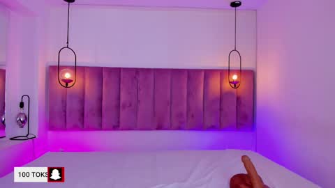 Tina online show from September 30, 2025, 3:33 am