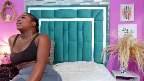 Snapshot of tinajones20 chatting on May 16, 2026, 1:10 pm Tina online show from May 16, 2026, 1:10 pm