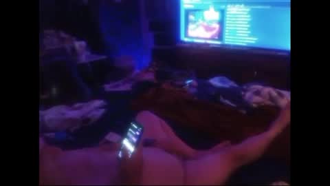 Snapshot of tinalover4u2 chatting on November 16, 2025, 6:41 am tinalover4u2 online show from November 16, 2025, 6:41 am