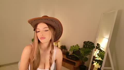 Tina online show from April 3, 2026, 1:31 pm