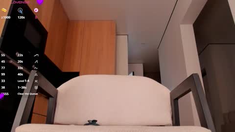 Tina online show from March 13, 2026, 2:18 am