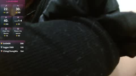 Tiny Caroline online show from January 14, 2025, 7:06 am