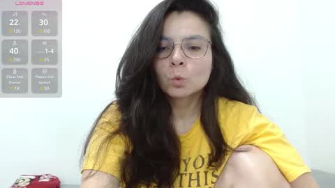 Tiny Caroline online show from February 10, 2025, 6:09 am