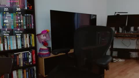 Tiny Caroline online show from October 30, 2025, 7:36 pm