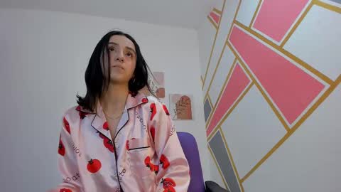 Snapshot of tiny_molly chatting on February 26, 2025, 11:20 am Molly online show from February 26, 2025, 11:20 am