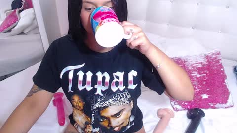 Snapshot of tiny_whore18 chatting on February 4, 2025, 6:49 pm tiny_whore18 online show from February 4, 2025, 6:49 pm