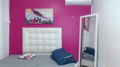 Snapshot of tiny_whore18 chatting on January 9, 2026, 6:16 am tiny_whore18 online show from January 9, 2026, 6:16 am