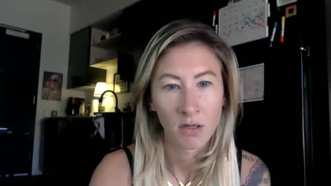 Snapshot of tinyandtatted420 chatting on October 26, 2025, 4:13 pm tinyandtatted420 online show from October 26, 2025, 4:13 pm