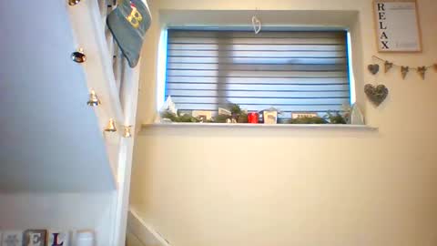 Snapshot of tinyasian911718 chatting on December 6, 2024, 11:11 am Tinyasian911718 sweetinyasian instagram online show from December 6, 2024, 11:11 am