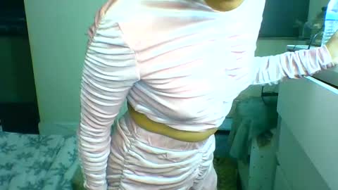 Snapshot of tinyasian911718 chatting on December 9, 2024, 1:02 pm Tinyasian911718 sweetinyasian instagram online show from December 9, 2024, 1:02 pm