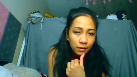 Snapshot of tinyasian911718 chatting on December 23, 2024, 3:12 pm Tinyasian911718 sweetinyasian instagram online show from December 23, 2024, 3:12 pm