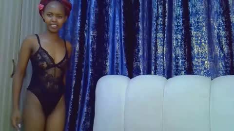 Snapshot of tinybarbie_ chatting on February 16, 2026, 3:46 am Barbie online show from February 16, 2026, 3:46 am