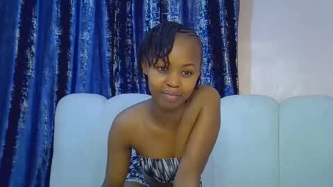 Snapshot of tinybarbie_ chatting on March 7, 2026, 11:02 pm Barbie online show from March 7, 2026, 11:02 pm