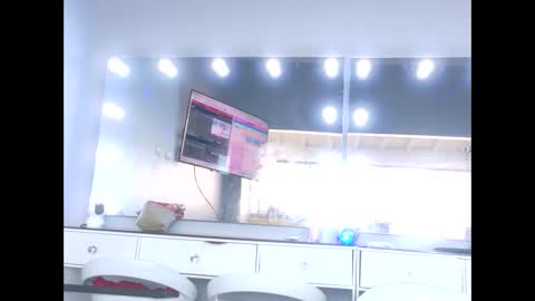 Snapshot of tinycasey18 chatting on May 3, 2026, 8:26 pm Tip us ask our names online show from May 3, 2026, 8:26 pm