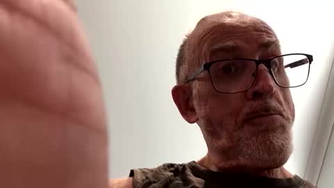 Tiny Jack online show from February 18, 2026, 2:40 am