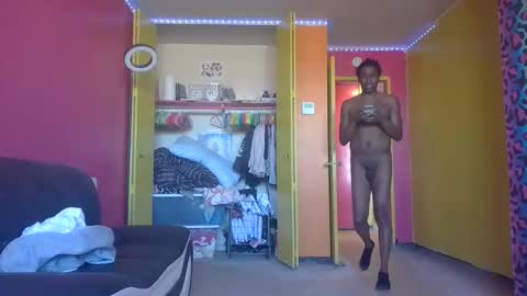 Snapshot of tinypoodledick chatting on May 8, 2026, 11:26 am littledpoodledick online show from May 8, 2026, 11:26 am