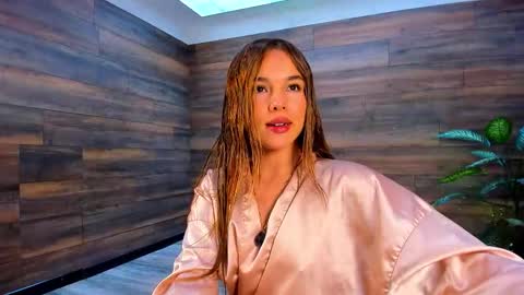 Instagram  tinyw0nder online show from January 8, 2026, 4:09 pm