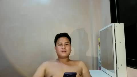 Snapshot of tipsybutter chatting on April 16, 2026, 5:14 pm tipsybutter online show from April 16, 2026, 5:14 pm