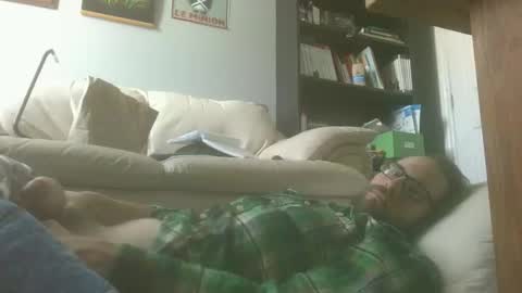 titlovercums online show from February 13, 2026, 6:15 pm