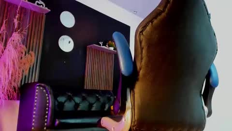 Snapshot of titobell10 chatting on June 6, 2026, 8:13 pm titobell10 online show from June 6, 2026, 8:13 pm