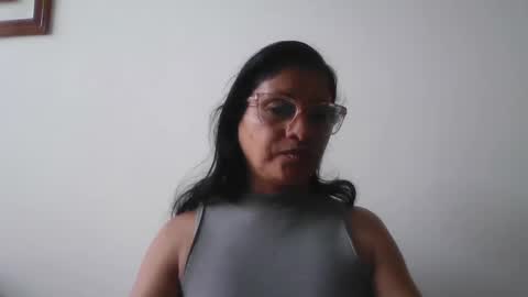Snapshot of titssmall123 chatting on December 27, 2024, 1:50 pm Ester online show from December 27, 2024, 1:50 pm