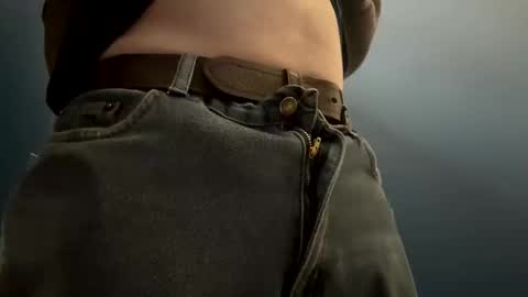 tittyzandbeer online show from February 3, 2025, 7:21 pm