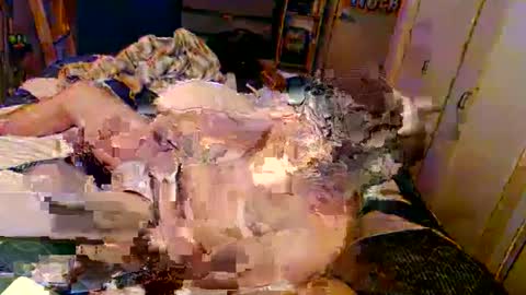 Snapshot of tj_seattle chatting on February 10, 2025, 6:42 am TJ Seattle online show from February 10, 2025, 6:42 am