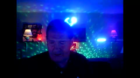 TK online show from April 19, 2026, 7:40 am