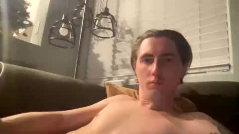 Snapshot of tlayne410 chatting on October 10, 2025, 8:13 am tlayne410 online show from October 10, 2025, 8:13 am