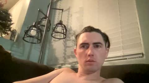 tlayne410 online show from November 9, 2025, 9:07 am