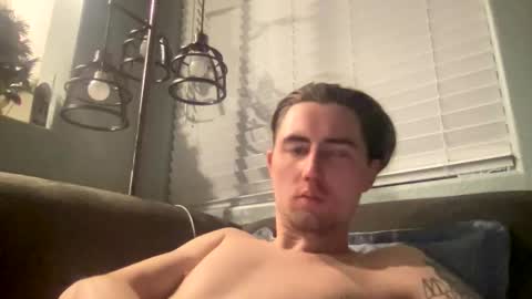 tlayne410 online show from November 25, 2025, 9:20 am