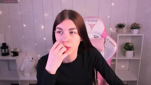 Snapshot of to_your chatting on February 10, 2026, 2:59 am 2 GMT Mo Tu We Th Fr 10am-4am online show from February 10, 2026, 2:59 am